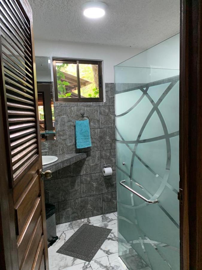 Casa Mambo Acomodação com café da manhã Cahuita Exterior foto