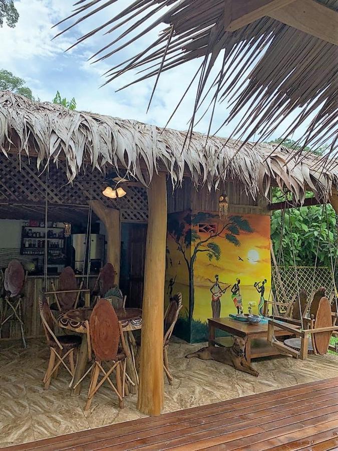 Casa Mambo Acomodação com café da manhã Cahuita Exterior foto